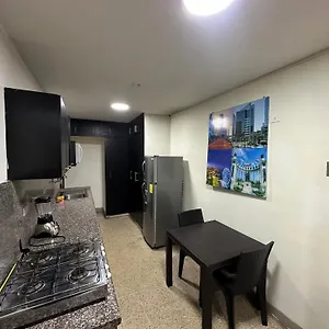  Habitación en casa particular Residencia Terreros Ecuador
